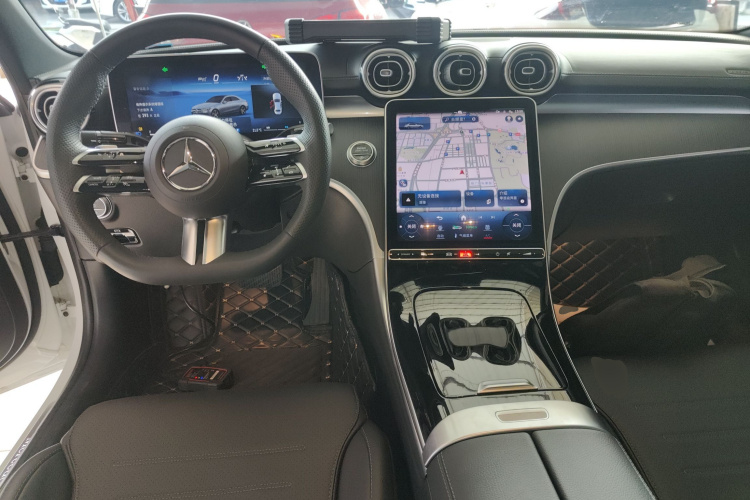 奔驰C级 2024款 改款 C 260 L 运动版中控内饰12