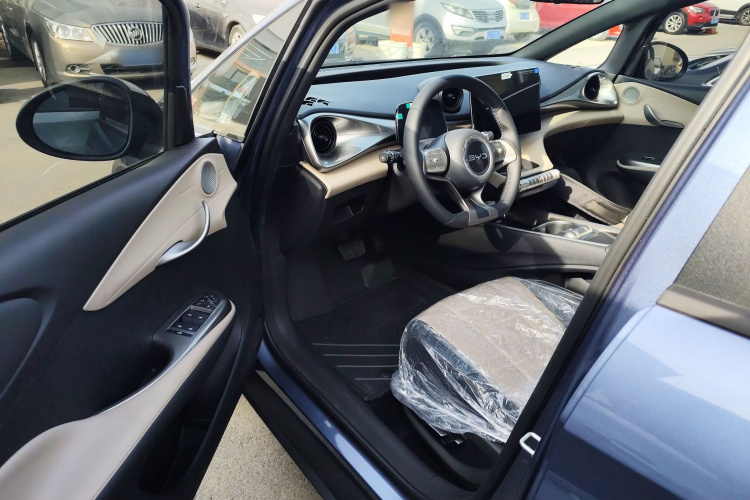 比亚迪 海豚 2025款 420km 自由版中控内饰20