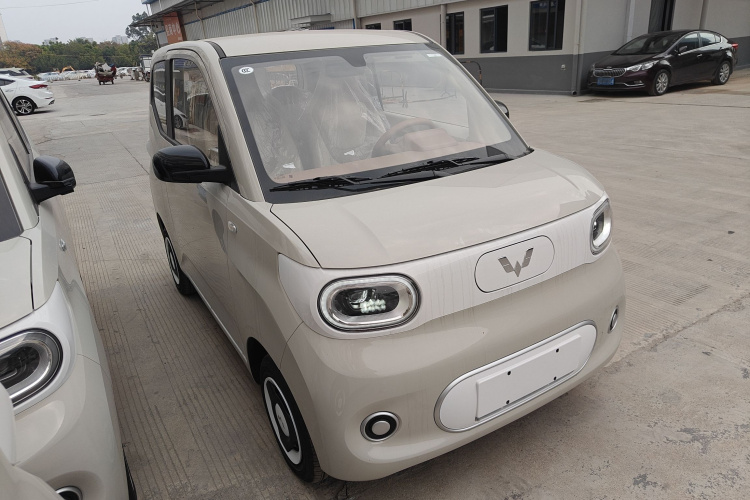 五菱汽车 宏光MINIEV 2024款 第三代 215km 青春版车身外观3