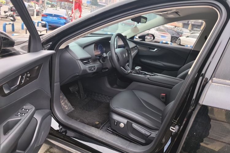 红旗E-QM5 2021款 网约充电 基础版 5座中控内饰20