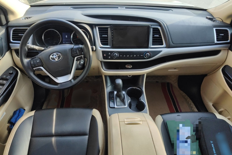 丰田 汉兰达 2021款 2.0T 两驱精英版 5座中控内饰12