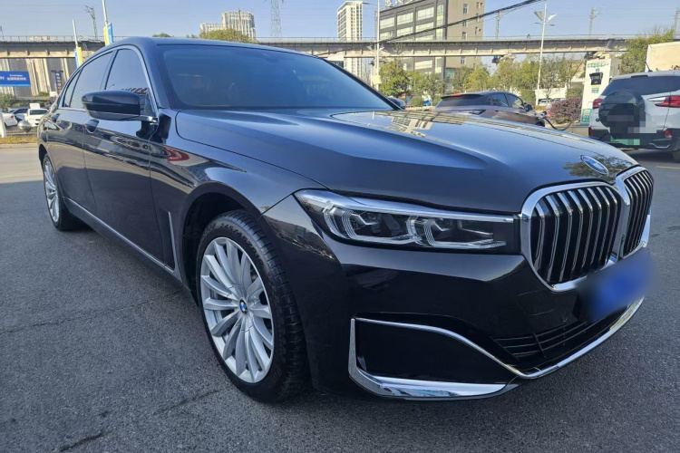 宝马7系 2019款 改款 730Li 豪华套装车身外观6002