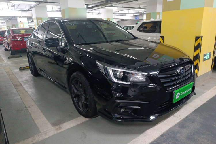 斯巴鲁 力狮 2020款 改款 2.5i 荣耀限量版 EyeSight车身外观3