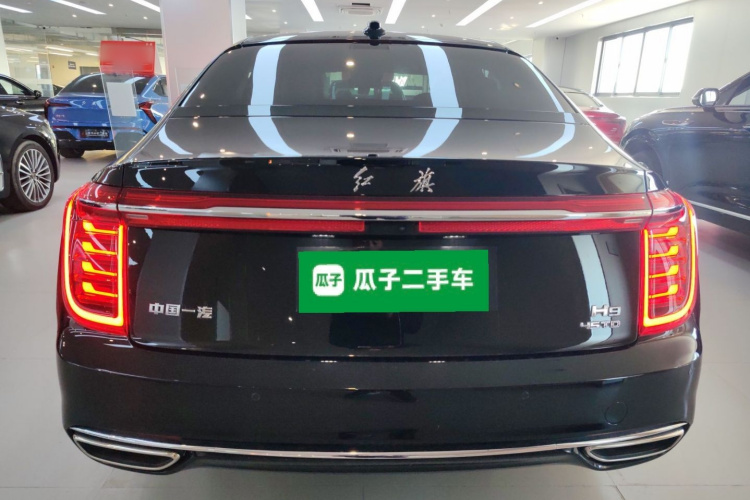 红旗H9 2022款 2.0T 智联旗享版车身外观6