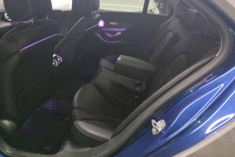 奔驰C级 2017款 改款 C 200 L 运动版中控内饰21