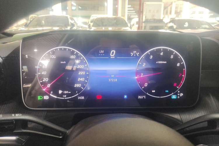 奔驰C级 2023款 C 200 L 运动版局部细节14