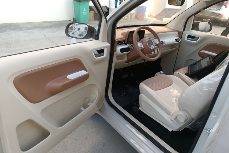 五菱汽车 宏光MINIEV 2024款 第三代 215km 青春版中控内饰20