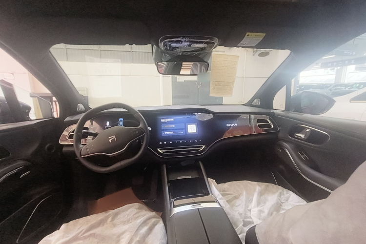 飞凡汽车 飞凡R7 2022款 长续高阶版中控内饰7001