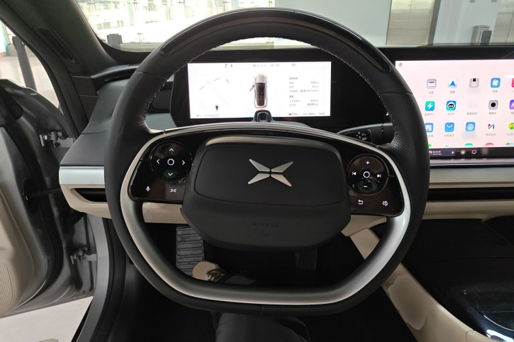 小鹏P7 2021款 480G中控内饰13