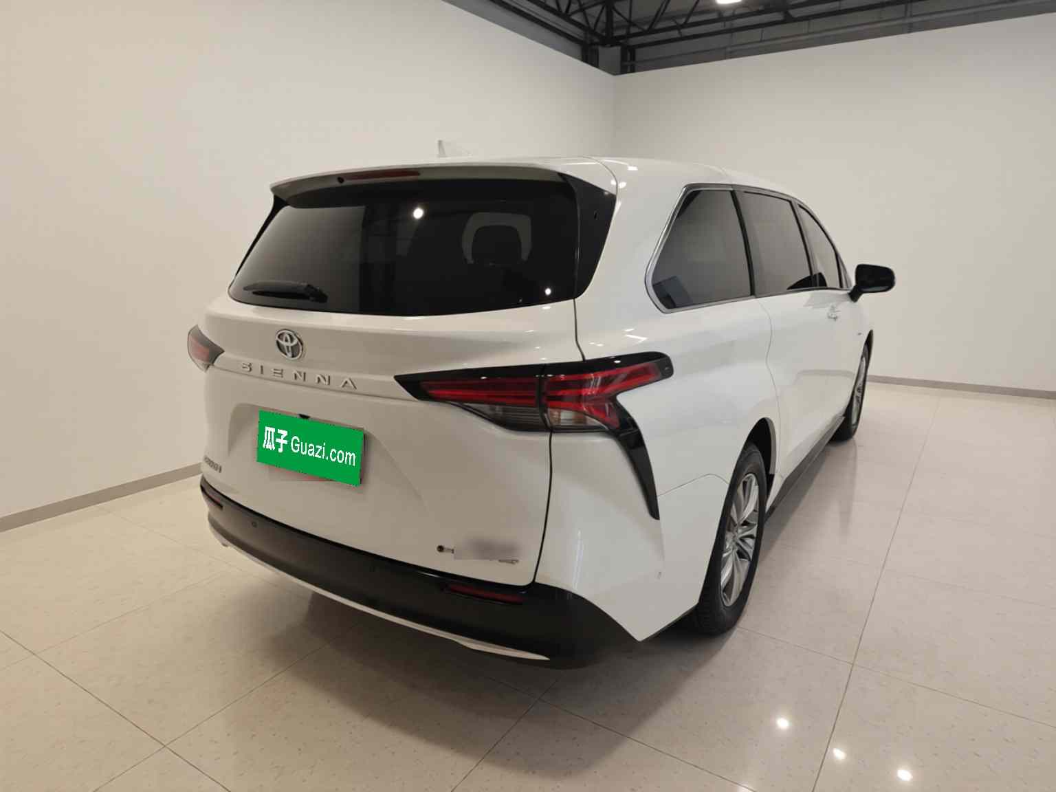 丰田 赛那SIENNA 2024款 2.5L混动 四驱尊贵版(5)