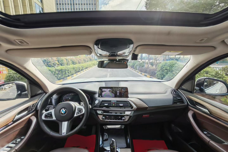 宝马X3 2020款  xDrive28i M运动套装中控内饰7003