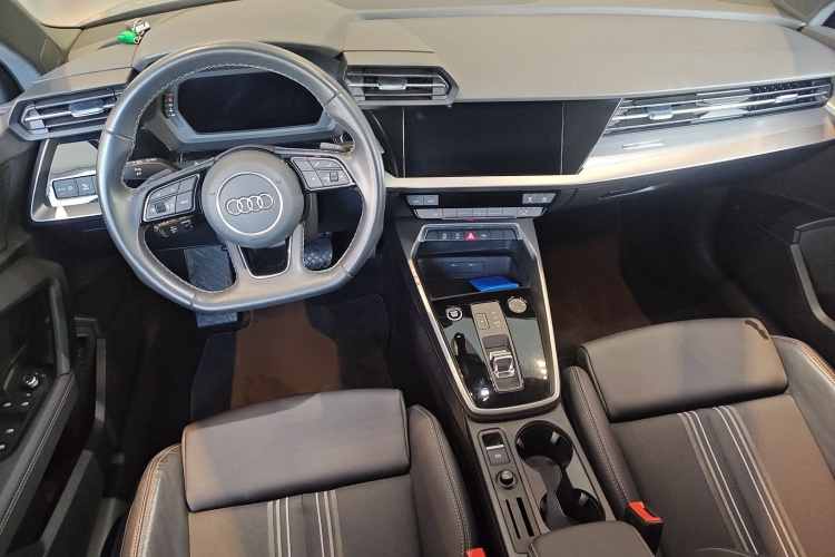 奥迪A3 2023款 Sportback 35 TFSI 时尚运动型中控内饰12