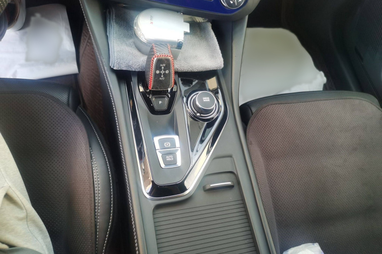 领克03 2022款 2.0TD DCT劲Pro局部细节18