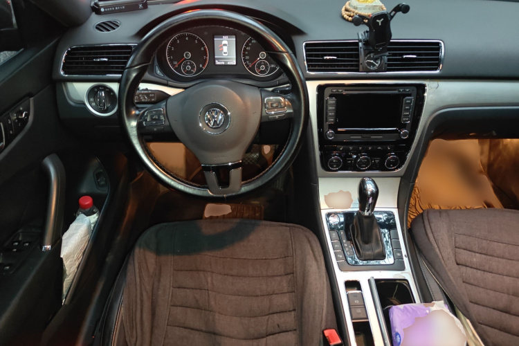 大众 帕萨特 2011款 2.0TSI DSG至尊版局部细节13