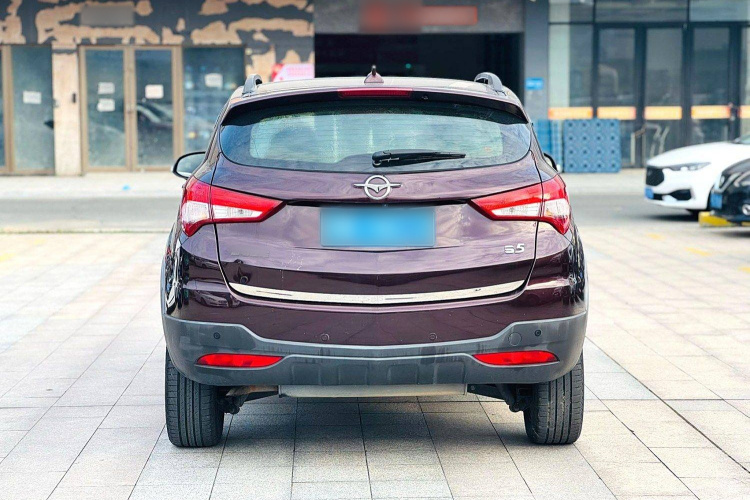 海马S5 2015款 1.5T CVT旗舰型车身外观6008