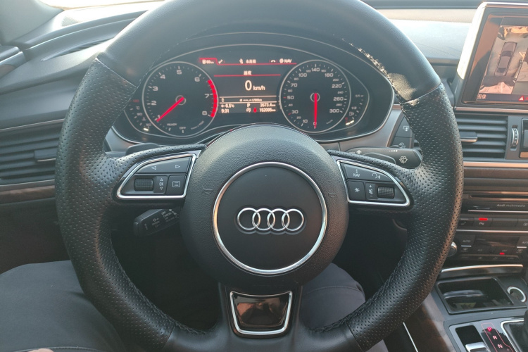 奥迪A6L 2018款 30周年年型 45 TFSI quattro 运动型局部细节13