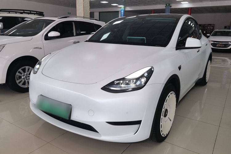 特斯拉 Model Y 2022款 改款 后轮驱动版车身外观1