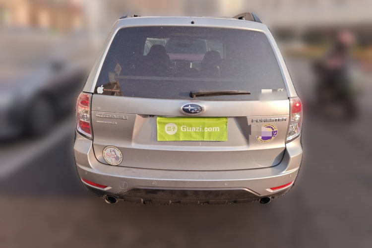 斯巴鲁 森林人 2011款 2.5XS 自动豪华版车身外观6
