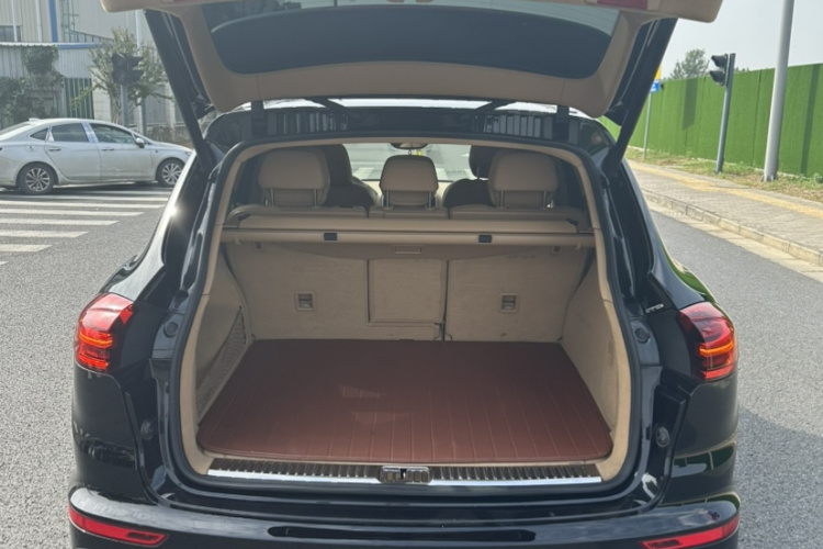 保时捷 2015款 Cayenne 3.0T车身外观6001