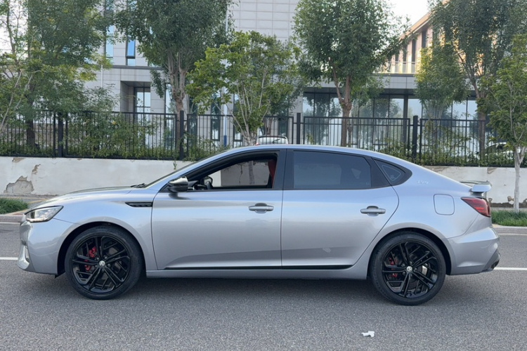 名爵 MG6 2020款 1.5T 自动Trophy豪华版车身外观6006