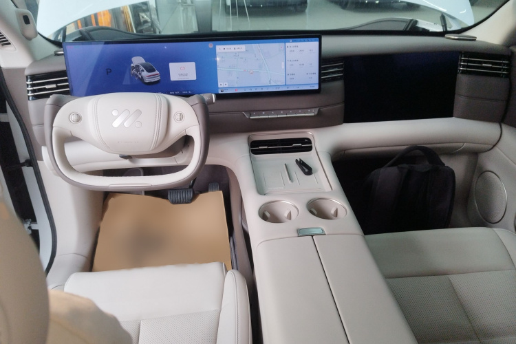 智己汽车 智己LS6 2026款 增程 52 Max中控内饰7002