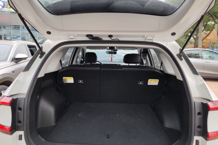 北京现代ix35 2023款 沐飒 2.0L 豪华版DLX机舱底盘23