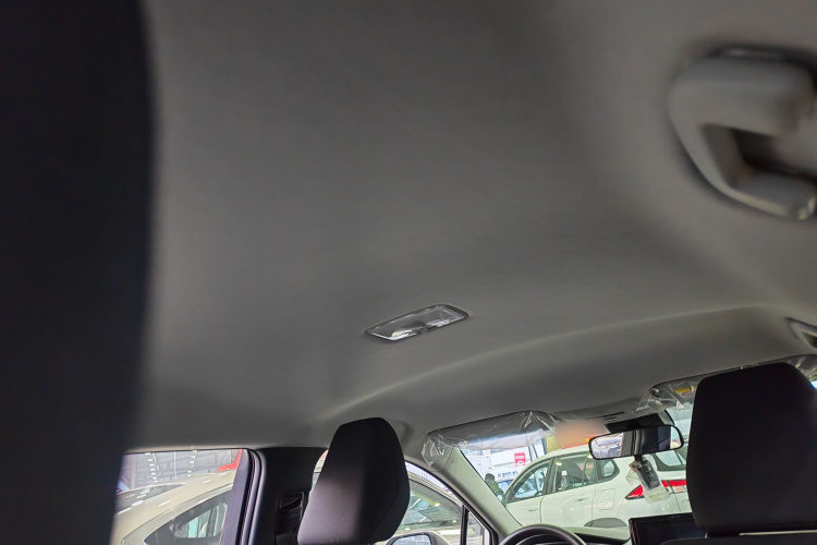 丰田 卡罗拉 2025款 1.2T 先锋版中控内饰7004