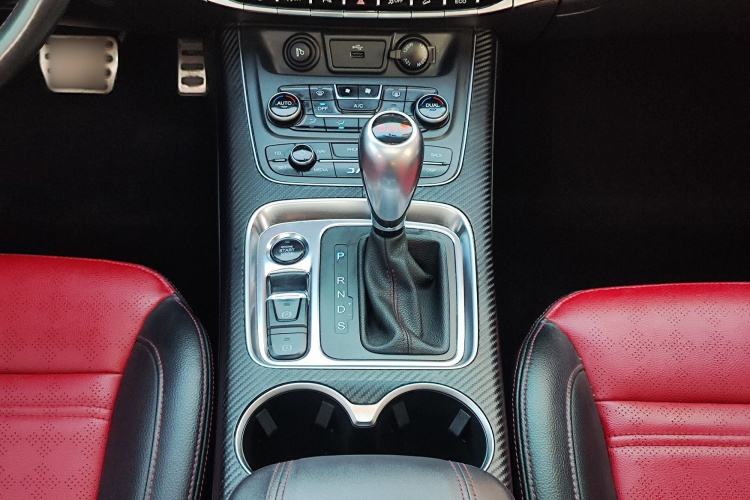 江汽集团 瑞风S7 2017款 2.0T 自动豪华型中控内饰7007