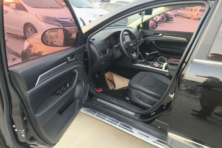 哈弗H6 2018款 红标 运动版 1.5T 手动两驱精英型中控内饰7003