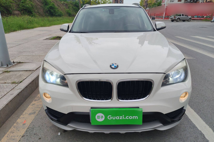 宝马X1 2015款 sDrive18i 时尚晋级版车身外观2