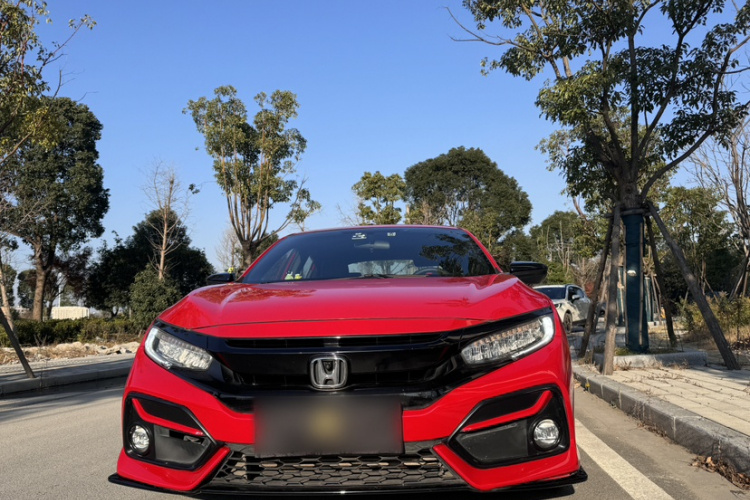 本田 思域 2021款 HATCHBACK 220TURBO CVT潮酷控车身外观6007