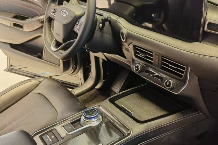 福特 锐界 2021款 PLUS EcoBoost 245 两驱铂锐型 5座中控内饰7006