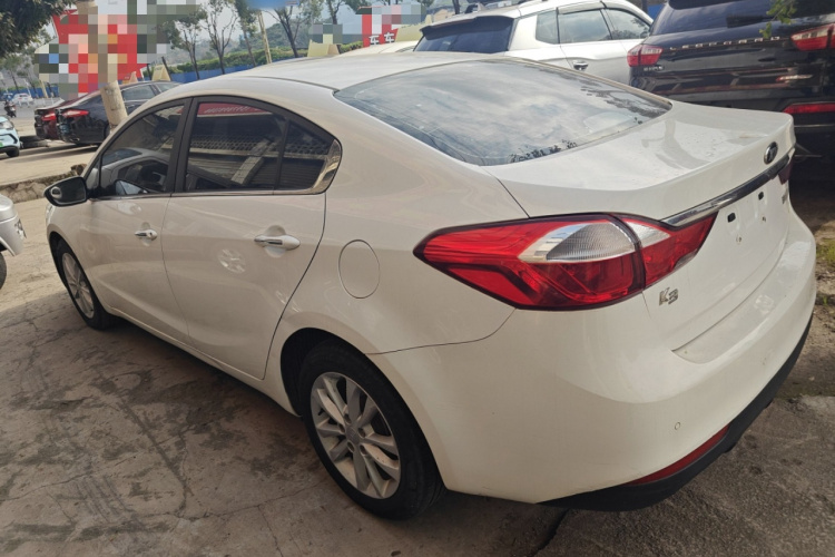 起亚K3 2016款 1.6L 手动GLS车身外观4