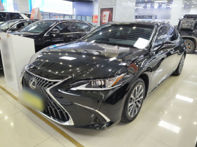 雷克萨斯ES 2023款 200 卓越版