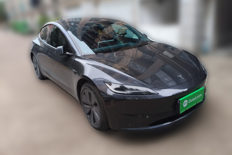 特斯拉 Model 3 2023款 后轮驱动版车身外观3
