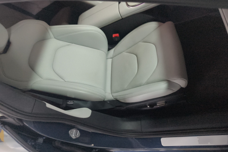 小米汽车 小米SU7 2024款 后驱超长续航高阶智驾Pro版局部细节41