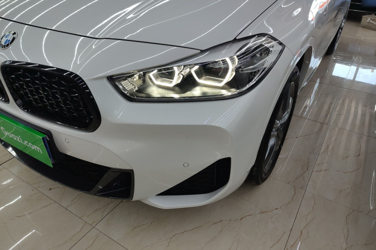 宝马X2 2023款 sDrive25i M运动曜夜版局部细节36