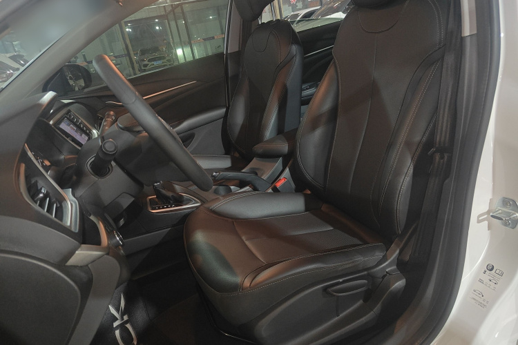 别克 英朗 2021款 1.3T 自动轻混动精英型中控内饰19