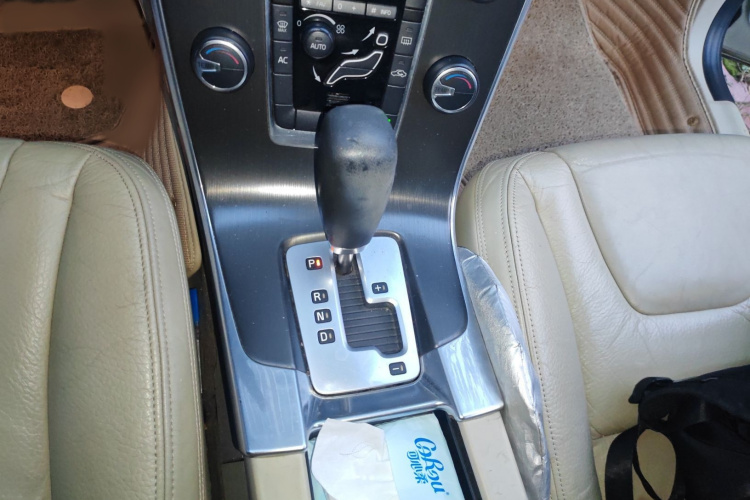 沃尔沃S60(进口) 2012款 1.6T DRIVe 舒适版局部细节18