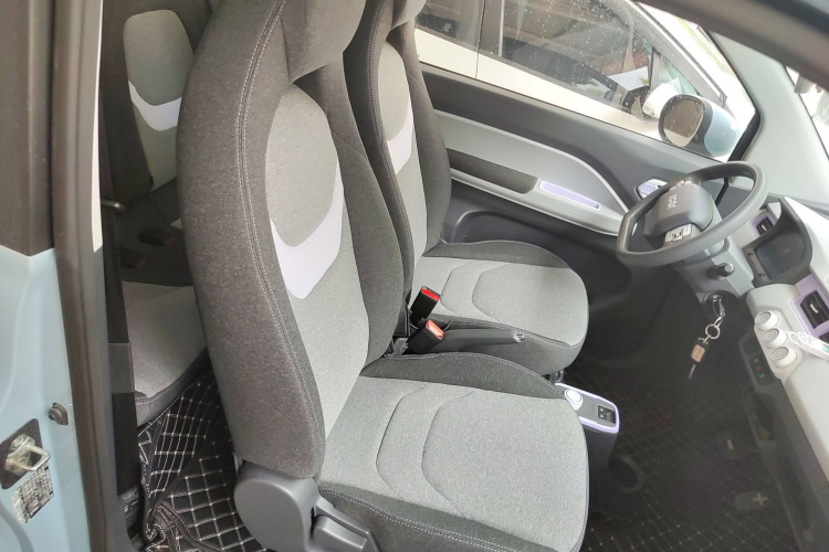 奇瑞新能源 QQ冰淇淋 2022款 170km 圣代 磷酸铁锂局部细节41