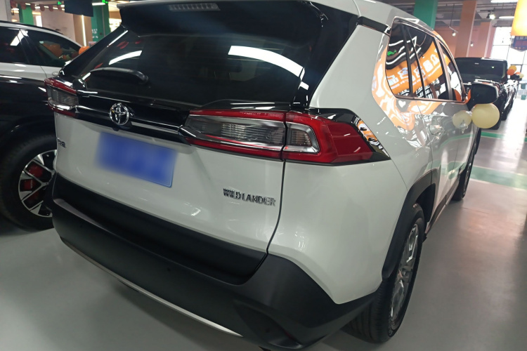 丰田 威兰达 2021款 2.0L CVT两驱豪华版车身外观7