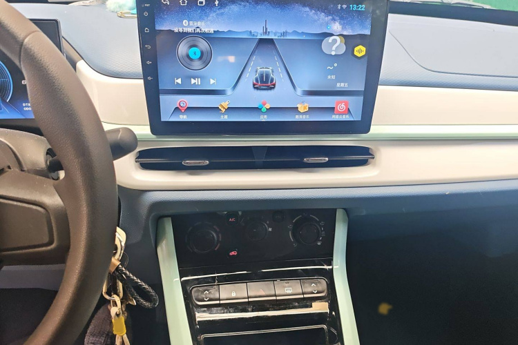 东风纳米 纳米BOX 2022款 轻风版 201KM 闪电型局部细节16