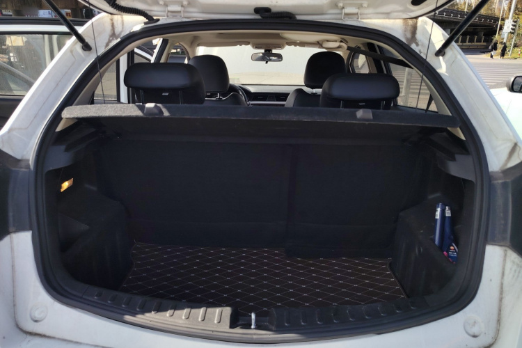 吉利汽车 远景X3 2020款 1.5L CVT尊贵型局部细节23