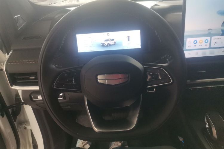 吉利汽车 豪越L 2025款 2.0T DCT尊享款中控内饰13