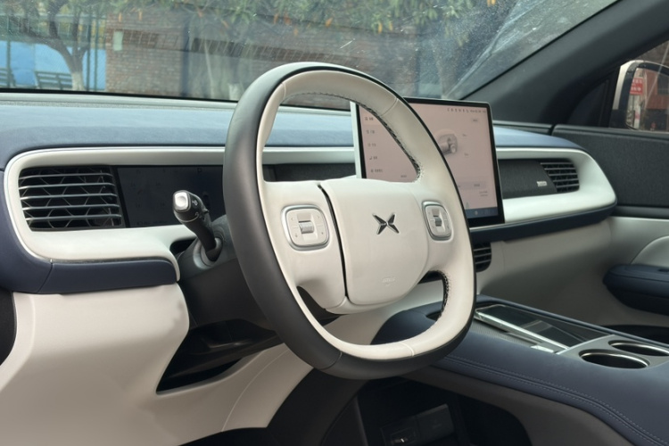 小鹏G6 2023款 755 超长续航 Pro局部细节13