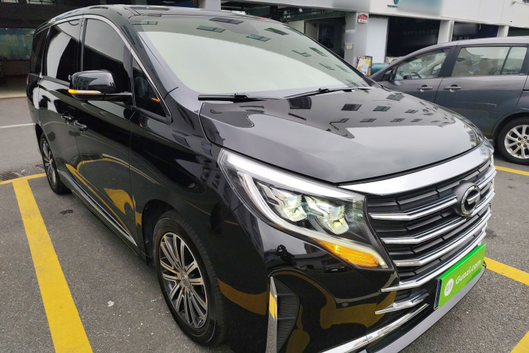 广汽传祺 传祺M8 2021款 领秀系列 390T 尊贵版车身外观6002