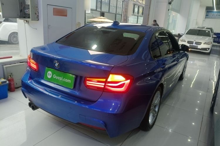 宝马3系 2018款 320i M运动套装车身外观6005