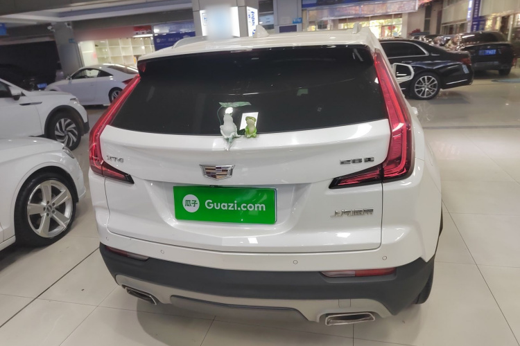 凯迪拉克XT4 2018款 28T 两驱领先型车身外观6