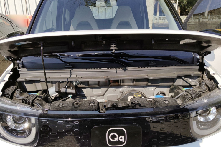 奇瑞 QQ冰淇淋 2025款 155km 圣代版机舱底盘24