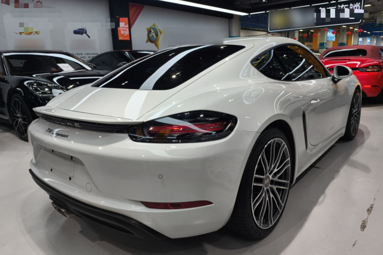 保时捷718 2022款 Cayman 2.0T车身外观7